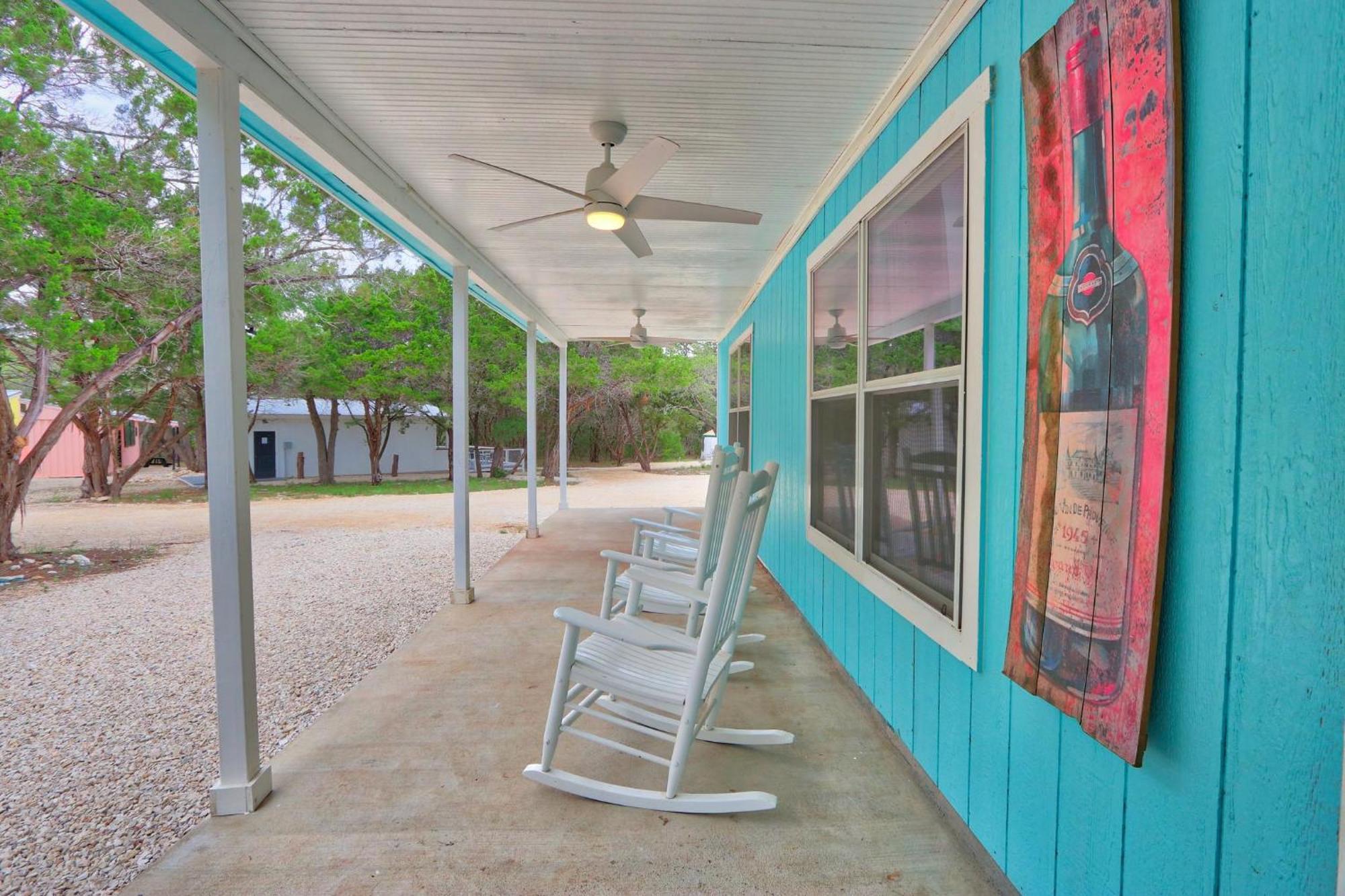 The Driftwoods - Blue House Villa Exterior photo